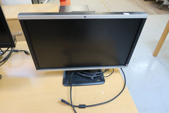 2 stk. computerskærme 1 stk. docking station