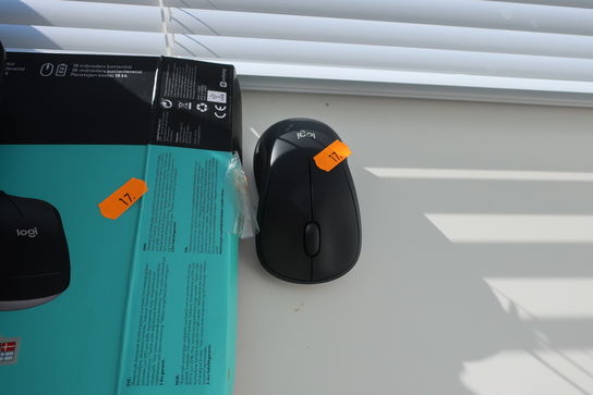 2 stk. trådløsetastaturer LOGITECH K540 samt mus LOGITECH M310