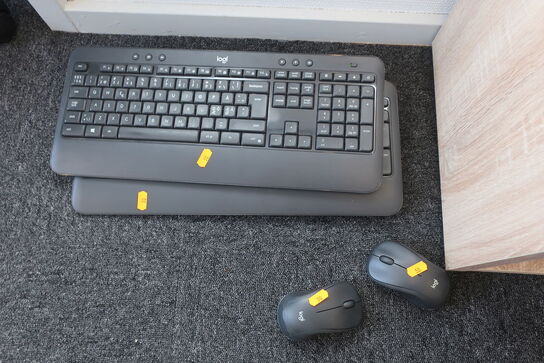 2 stk. trådløsetastaturer LOGITECH K540 samt 2 stk. trådløsemuse LOGITECH M310