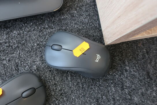 2 stk. trådløsetastaturer LOGITECH K540 samt 2 stk. trådløsemuse LOGITECH M310