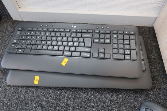 2 stk. trådløsetastaturer LOGITECH K540 samt 2 stk. trådløsemuse LOGITECH M310