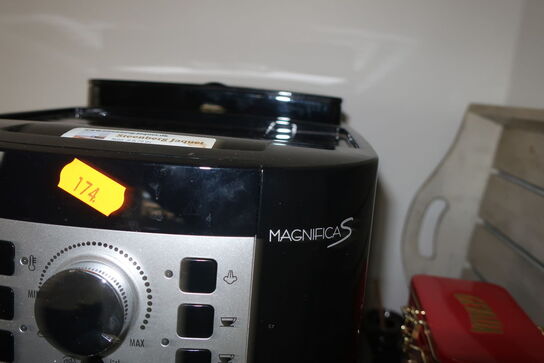 Espressomaskine DELONGHI MAGNIFICA S