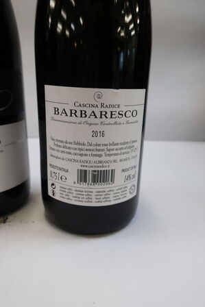 2 fl. rødvin, NIBBOI BARBARESCO 2016