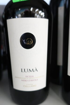 3 fl. rødvin, LUMA SICILIA CELLARO NERO D'AVOLA 2022