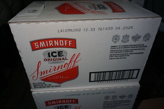 4 kasser Smirnoff ice