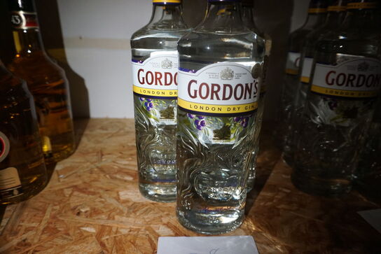 7 flasker GORDON gin 