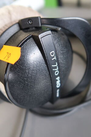 Hovedtelefoner BEYERDYNAMIC DT 770 Pro (250 Ohm)