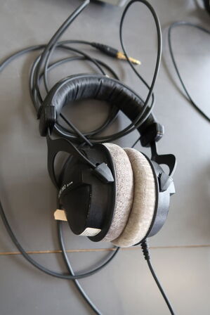 Hovedtelefoner BEYERDYNAMIC DT 770 Pro (250 Ohm)