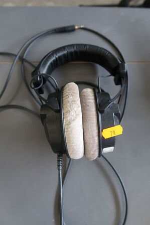 Hovedtelefoner BEYERDYNAMIC DT 770 Pro (250 Ohm)