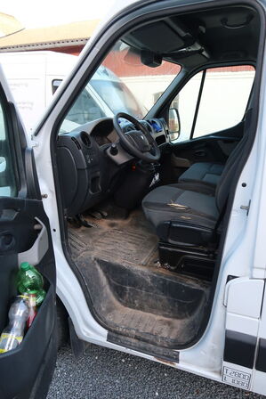 Varebil RENAULT Master T28 L1h1 2,3 Dci 100