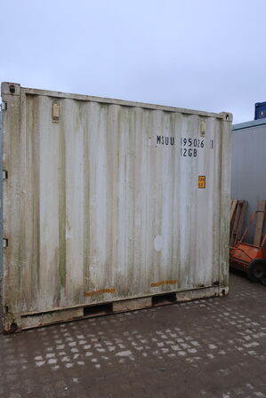 10' container