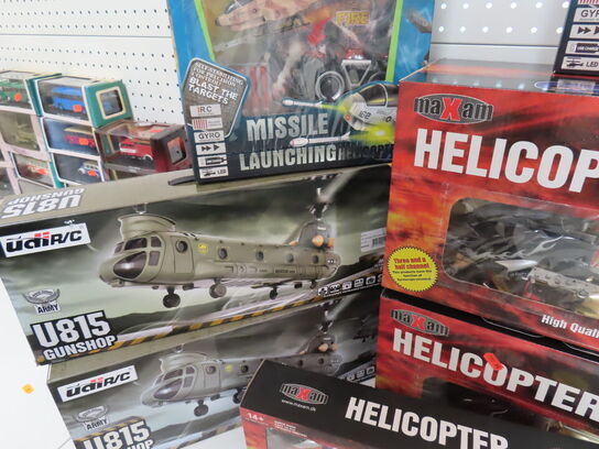 7 stk. Fjernstyrrede helikoptere