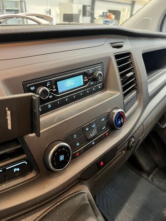 Varebil FORD TRANSIT 2.0TDCi 130 HK