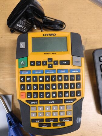 Labelprinter DYNO RHINO 4200