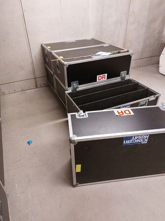 13 stk. Flightcases / Instrumentkasser