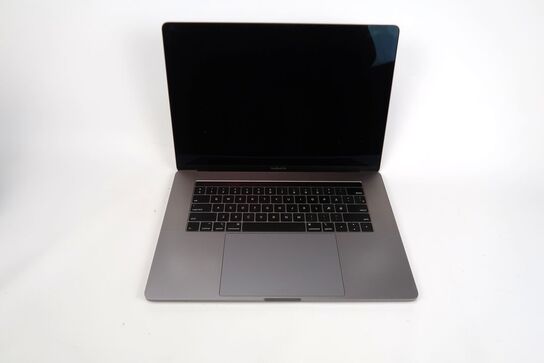 MacBook Pro A1990 i7-8950H 15,4"