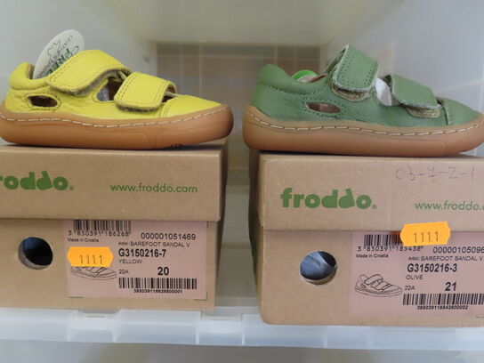 2 stk. Sandaler FRODDO - str. 20 og 21