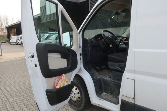 Varebil FIAT Ducato 2.3 Mjt 130 Kassevogn