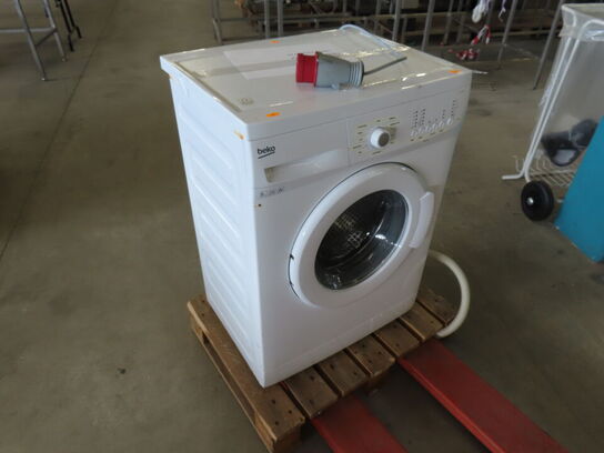 Vaskemaskine BEKO D3 5061 B