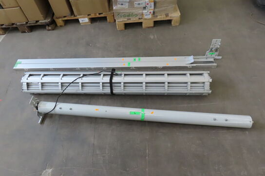 Motoriseret vinduesgitter 184x215cm
