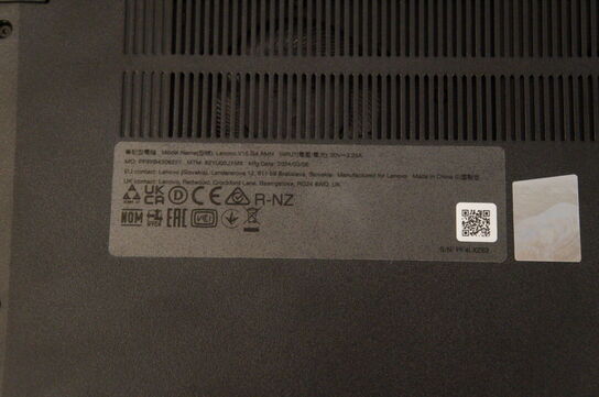 Computer LENOVO 