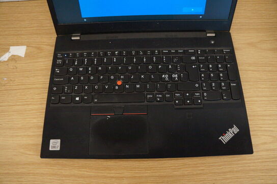 Computer LENOVO 