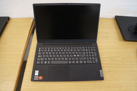Computer LENOVO 