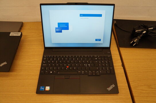 Computer LENOVO 