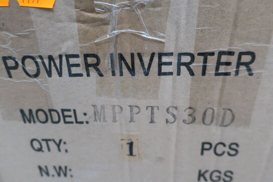 Power Inverter GREEN ENERGY MPPTS30D