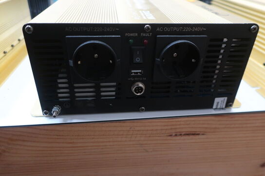 Inverter GREEN ENERGY Pure Sine Wave DC/AC Power 2000W