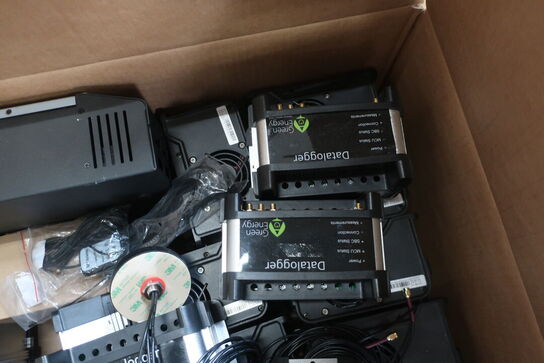 Div. Dataloggere, charge controllere, ladere m.m.