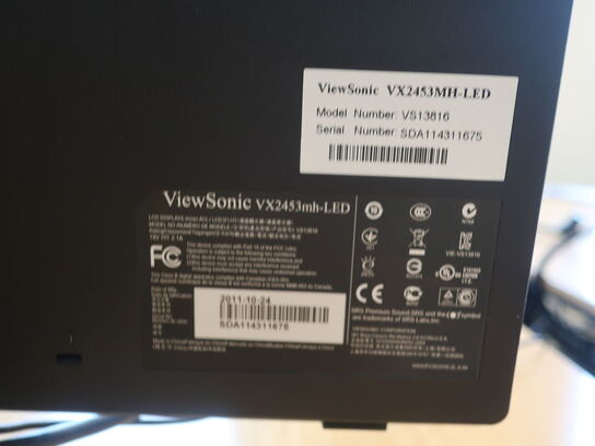 2 stk. VIEWSONIC 24" VX2453MH skærme, LENOVO dock + mus & tastatur