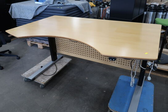 El. Raise/lower desk 160x100cm