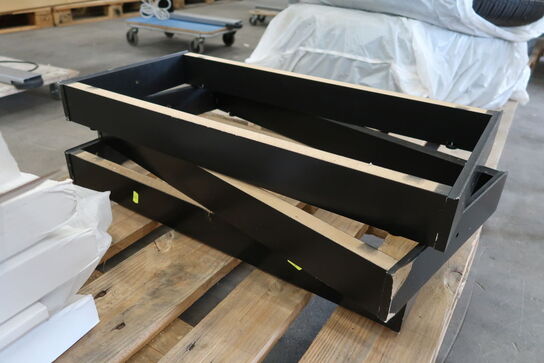 20 pcs. Shelves for shelving MONTANA (Unused) and 3 pcs. plinths