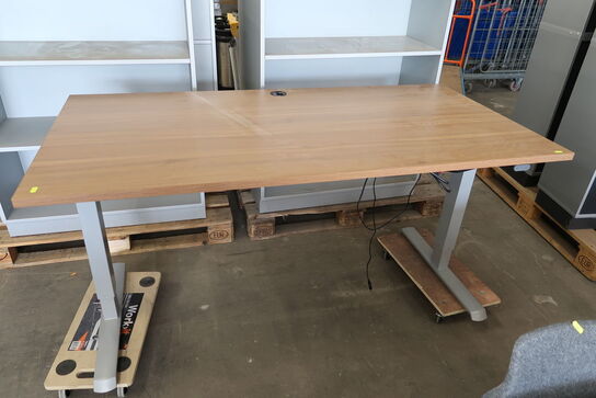 El. Raised/lowered desk 160x80cm