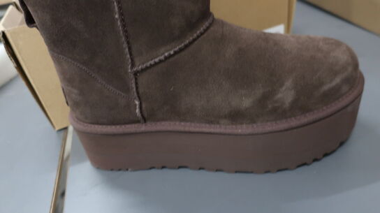 Støvler UGG W Classic Mini Platform str.: 39