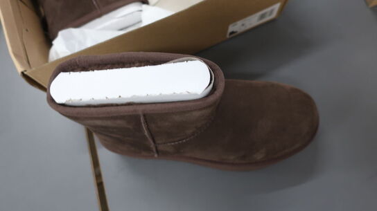 Støvler UGG W Classic Mini Platform str.: 39