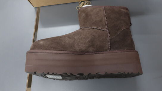 Støvler UGG W Classic Mini Platform str.: 39