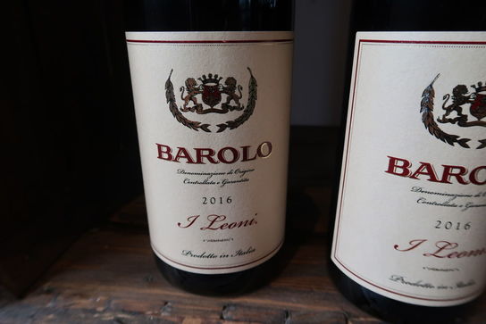 2 fl. J Leoni Barolo 2016