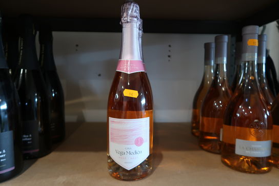 4 fl. Cava Vega Medien Rose Brut