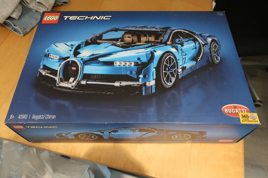 LEGO TECHNIC 42083 BUGATTI CHIRON - uåbnet