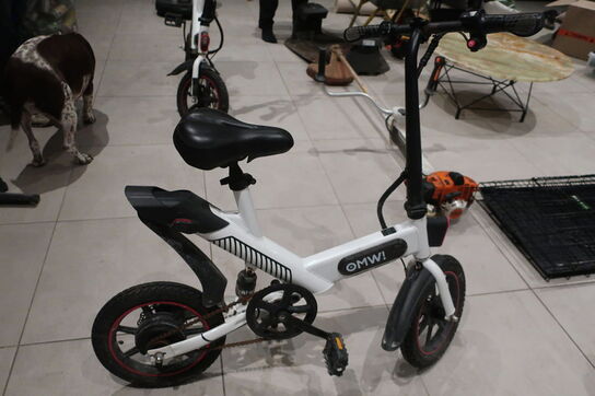 El-scooter med pedaler, OMW!