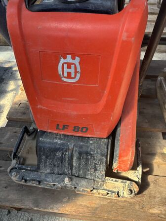 Pladevibrator, Husqvarna LF80