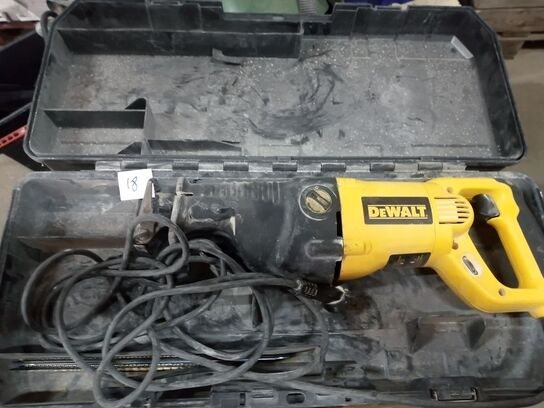 Dewalt DW311 Bajonetsav 