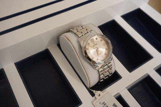Ur FESTINA