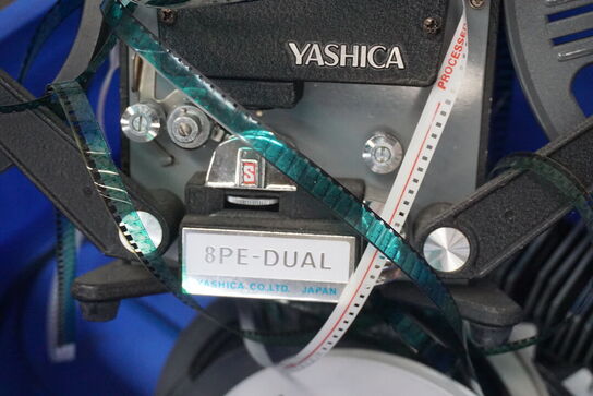 Filmfremviser YASHICA 8PE-DUAL