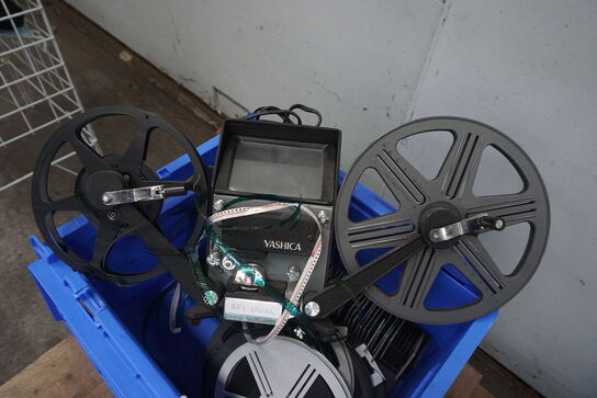 Filmfremviser YASHICA 8PE-DUAL