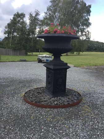Støbejernskrukke