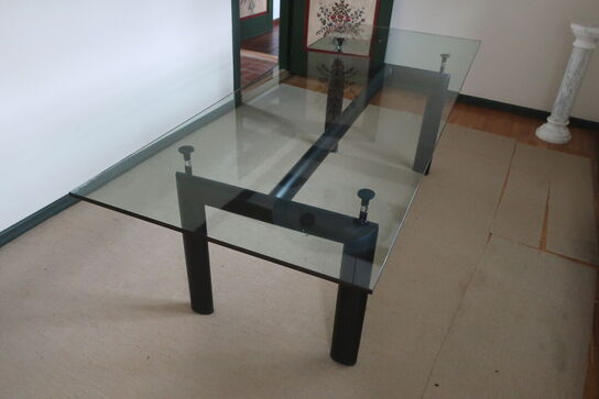 Spisebord i glas LE CORBUSIER (momsfri)