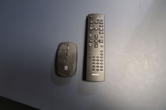 Fjernsyn PHILIPS BDL4330QL med fjernbetjening m.m.